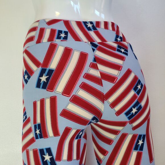 NEW LuLaRoe Light Blue Flag Leggings - Picture 5 of 8